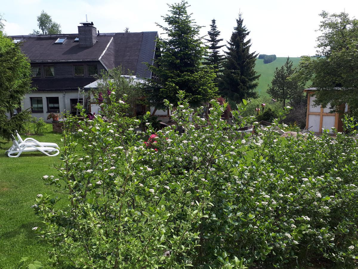 Ferienwohnung Aronia Garten Oberwiesenthal Exteriör bild